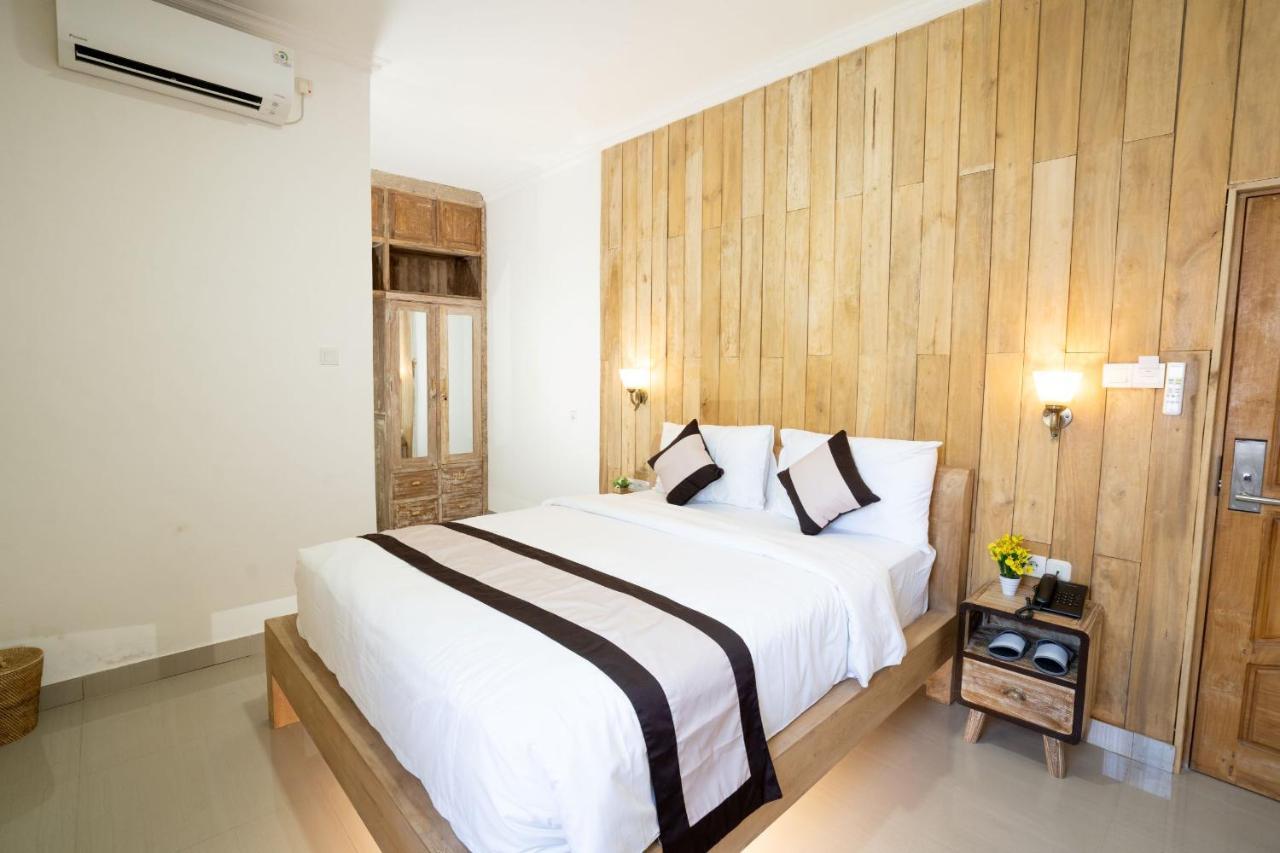 Oki Taru Residence Kuta  Exterior photo